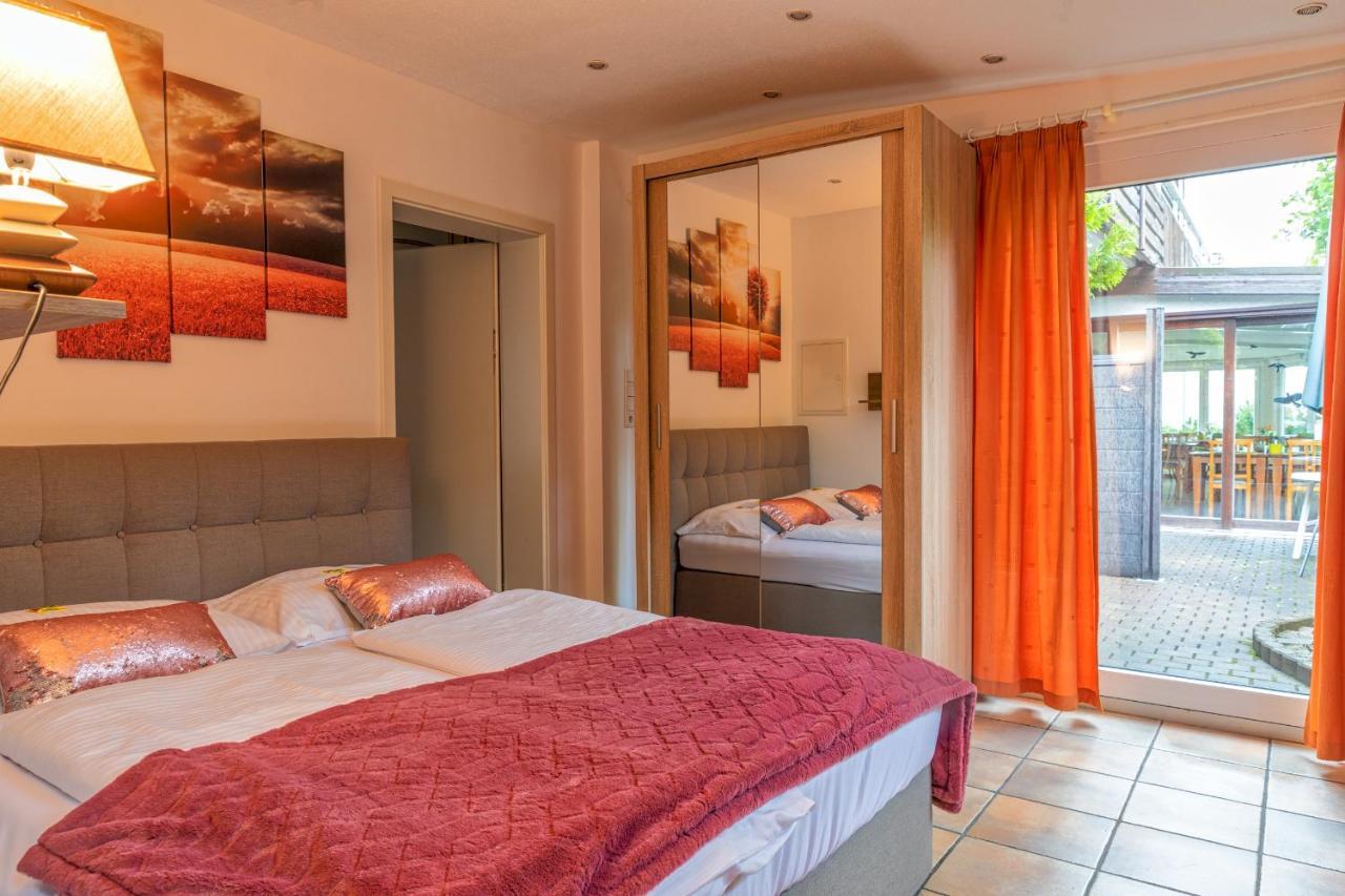 Waldhotel เคลไคม์ ภายนอก รูปภาพ