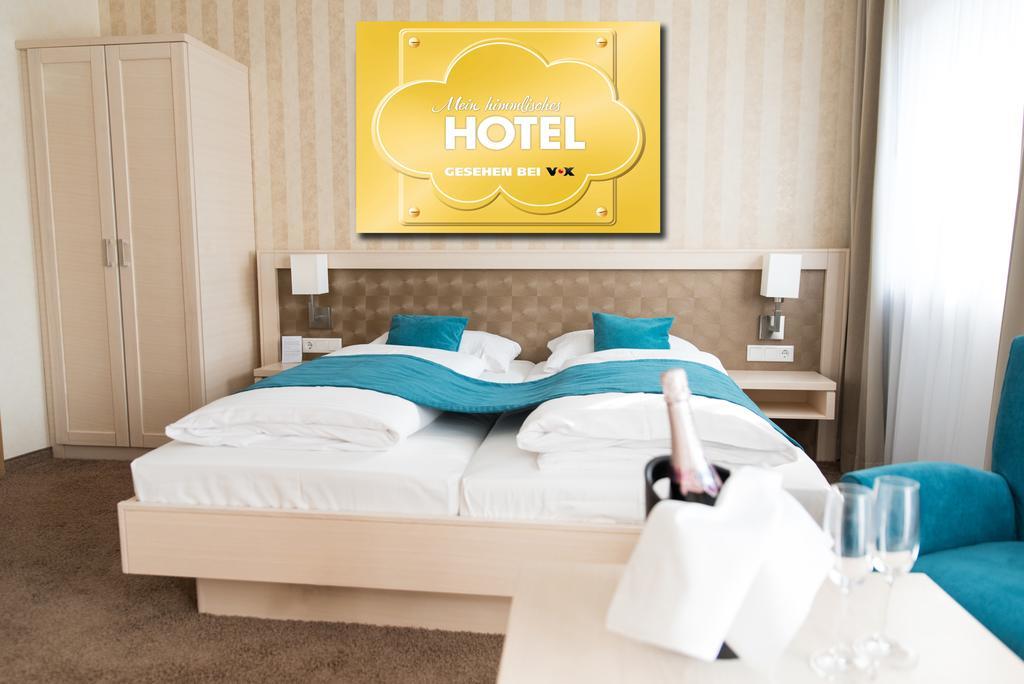 Waldhotel เคลไคม์ ภายนอก รูปภาพ